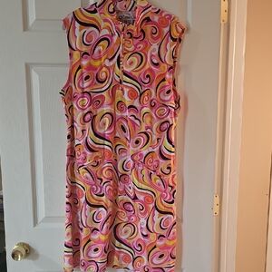 EUC Vibrant Swirl Pattern Sleeveless Golf Dress